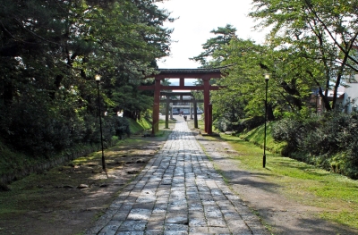 岩木山神社石畳.jpg